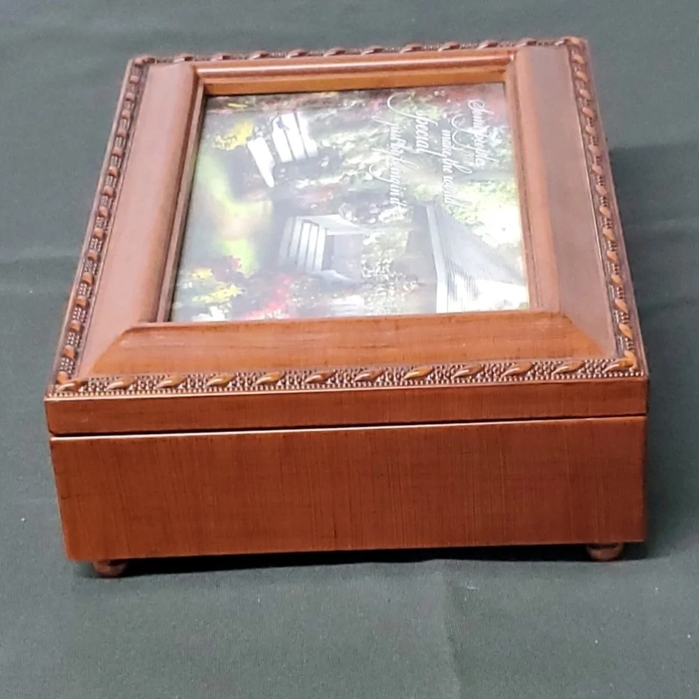 Music / Jewelry Box What a wonderful World Great GIFT Sankyo Wooden Trinket Nice